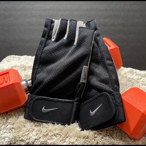 Nike Fitness Gloves M